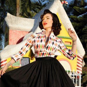 Pinup Couture Lauren Top in 1950s Harlequin Print